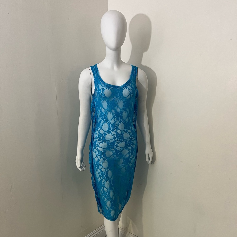 Blue lace stretch dress